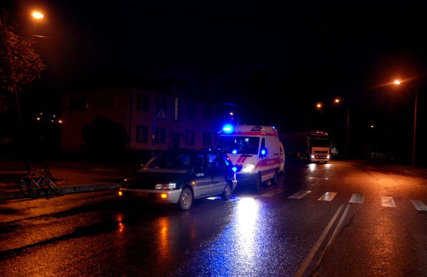 22. septembri õhtul juhtus Tartus Jõe ja Aleksandri tänava ristmikul raske liiklusõnnetus jalgratturiga.