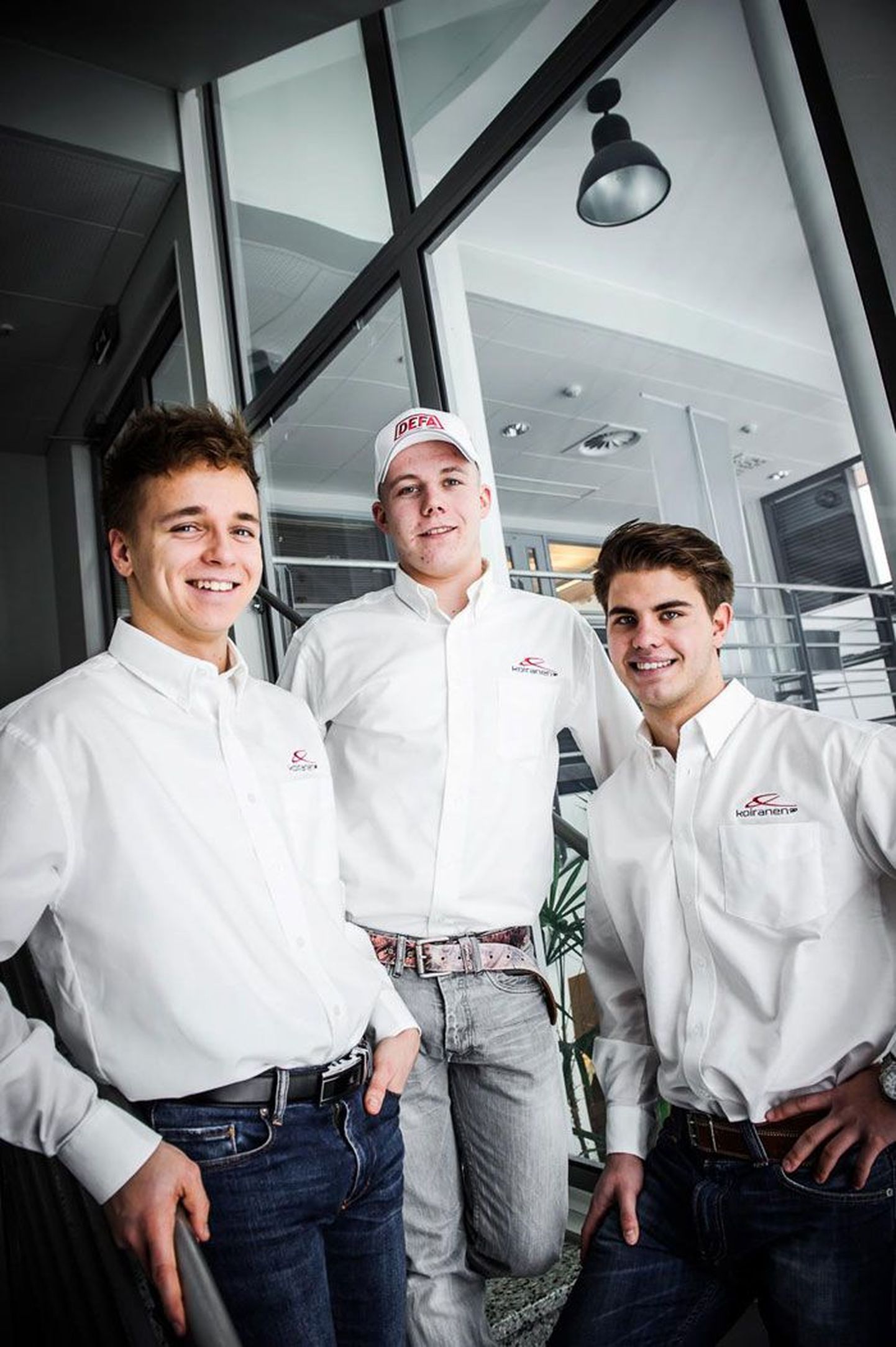 Kevin Korjus (vasakult), Aaro Vainio ja Patrick Kujala püüavad GP3-sarjas Põhjamaade võidusõidutraditsioone au sees hoida.