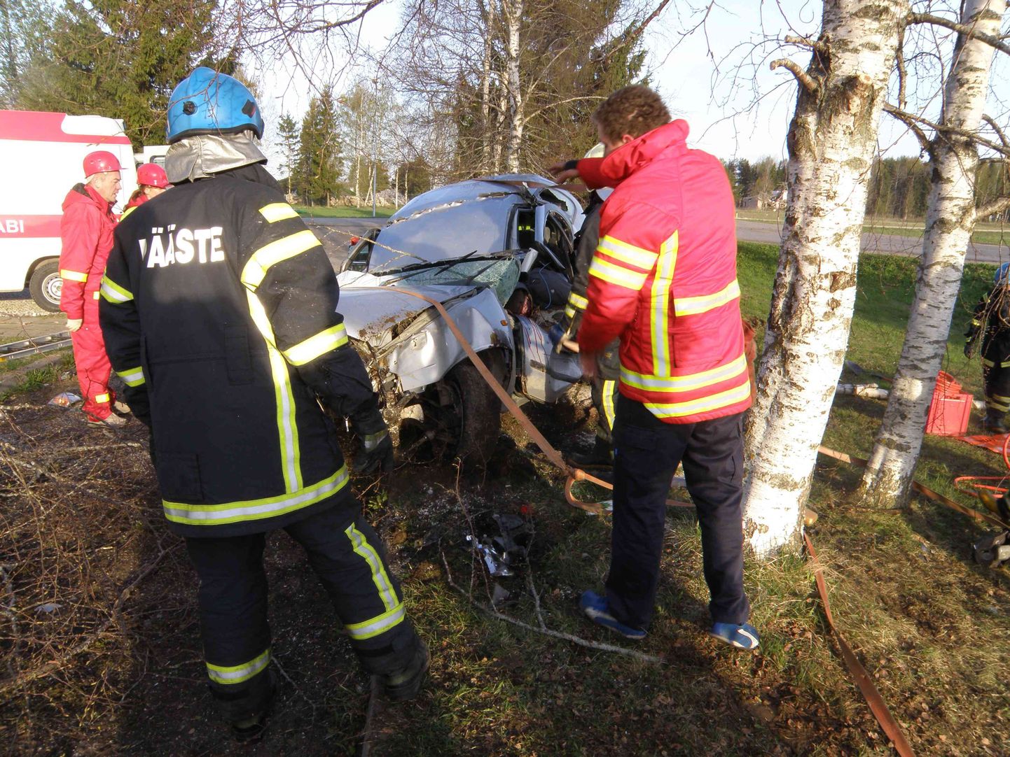 Õnnetuspaik Tartumaal Ülenurme vallas, kus juhtunud liiklusõnnetuses hukkus 19-aastane noormees.