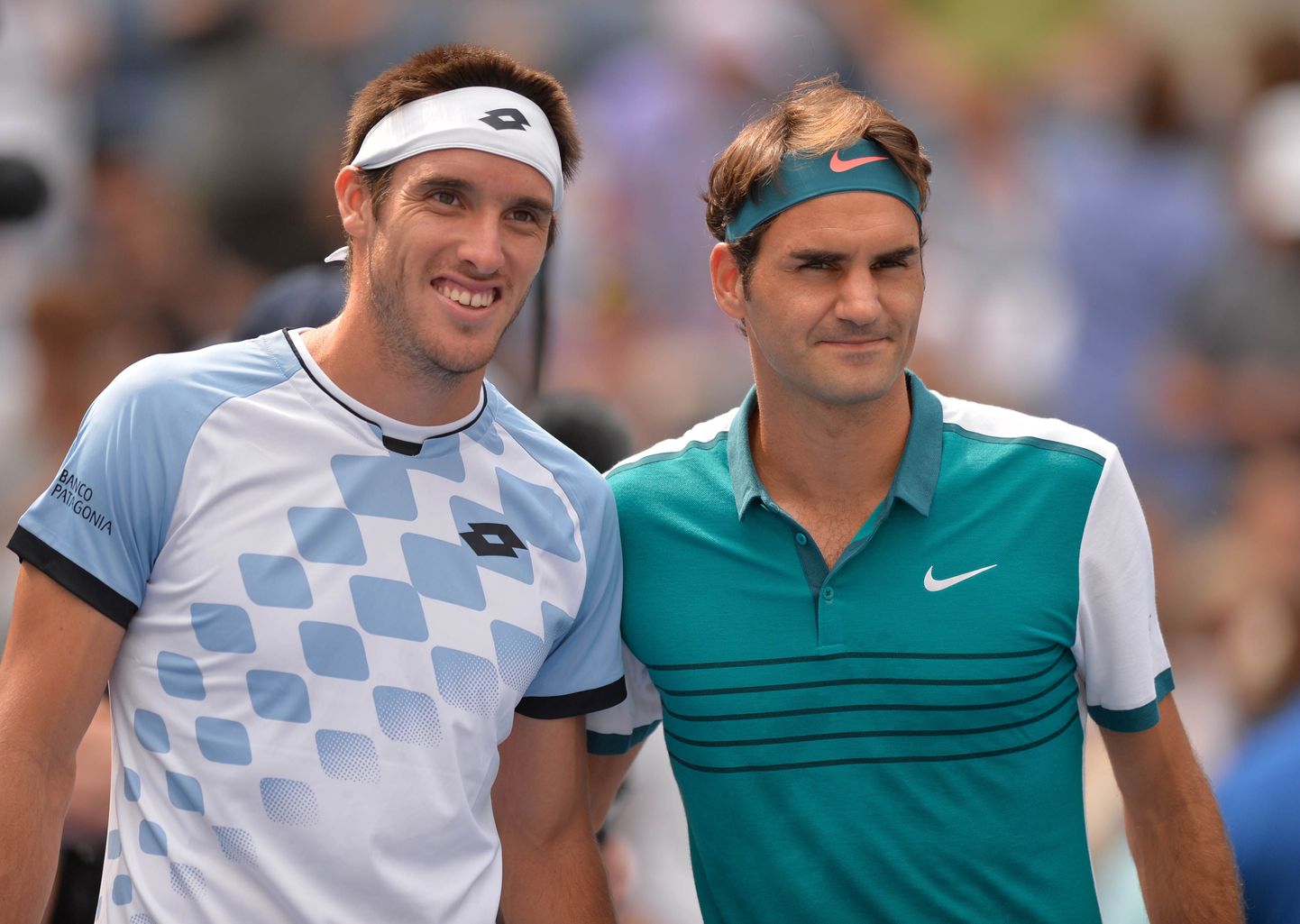 Leonardo Mayer ja Roger Federer.