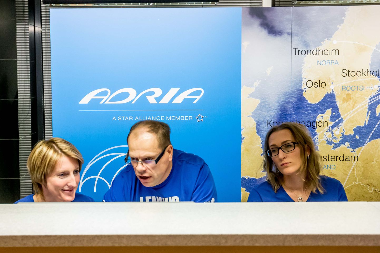 Иллюстративный снимок. Nordic Aviation обещает работникам Estonian Air такие же зарплаты.