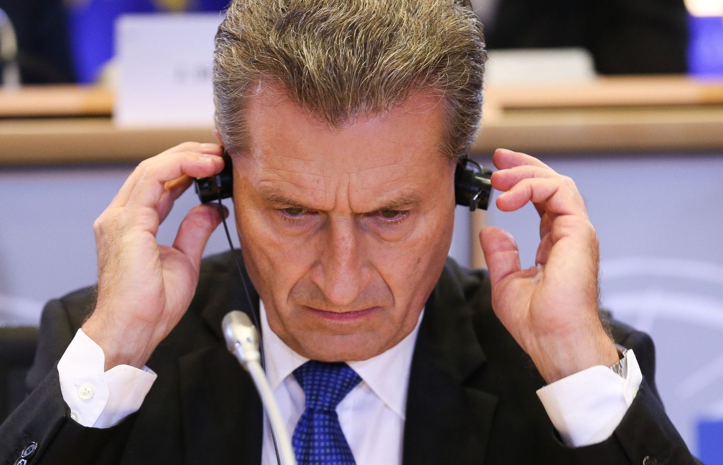 Euroopa Komisjoni digivolinik Günther Oettinger tunnistas, et pole oma valdkonnas väga kodus.