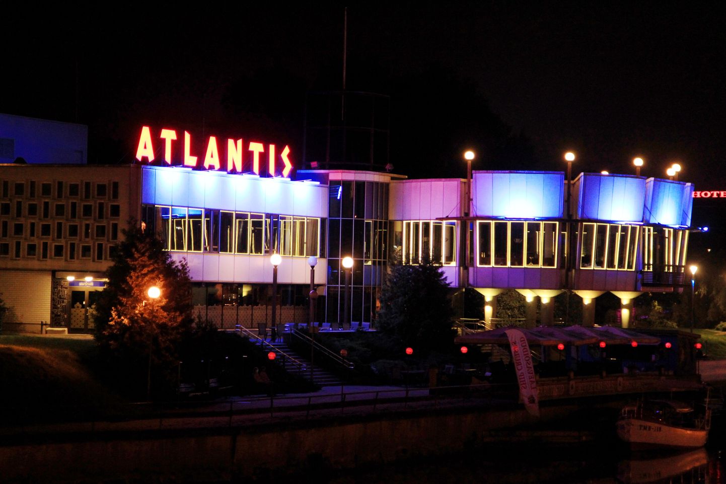 Ööklubi Atlantis.