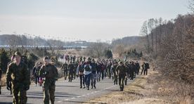 Fotod: 1200 inimest pani end sõjalis-sportlikul rännakul proovile