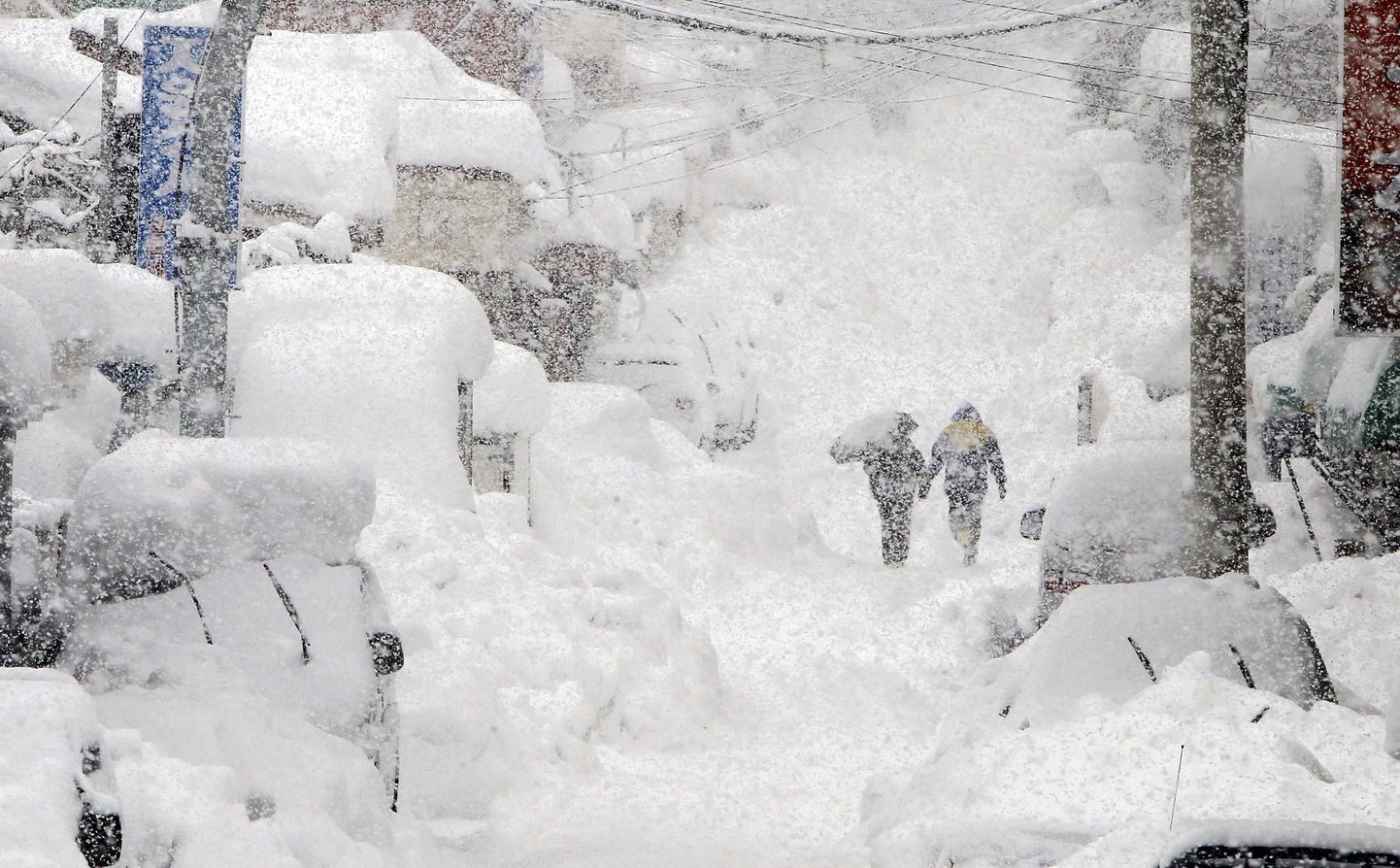 Lõuna-Koreas Gangneungis on meeter lund