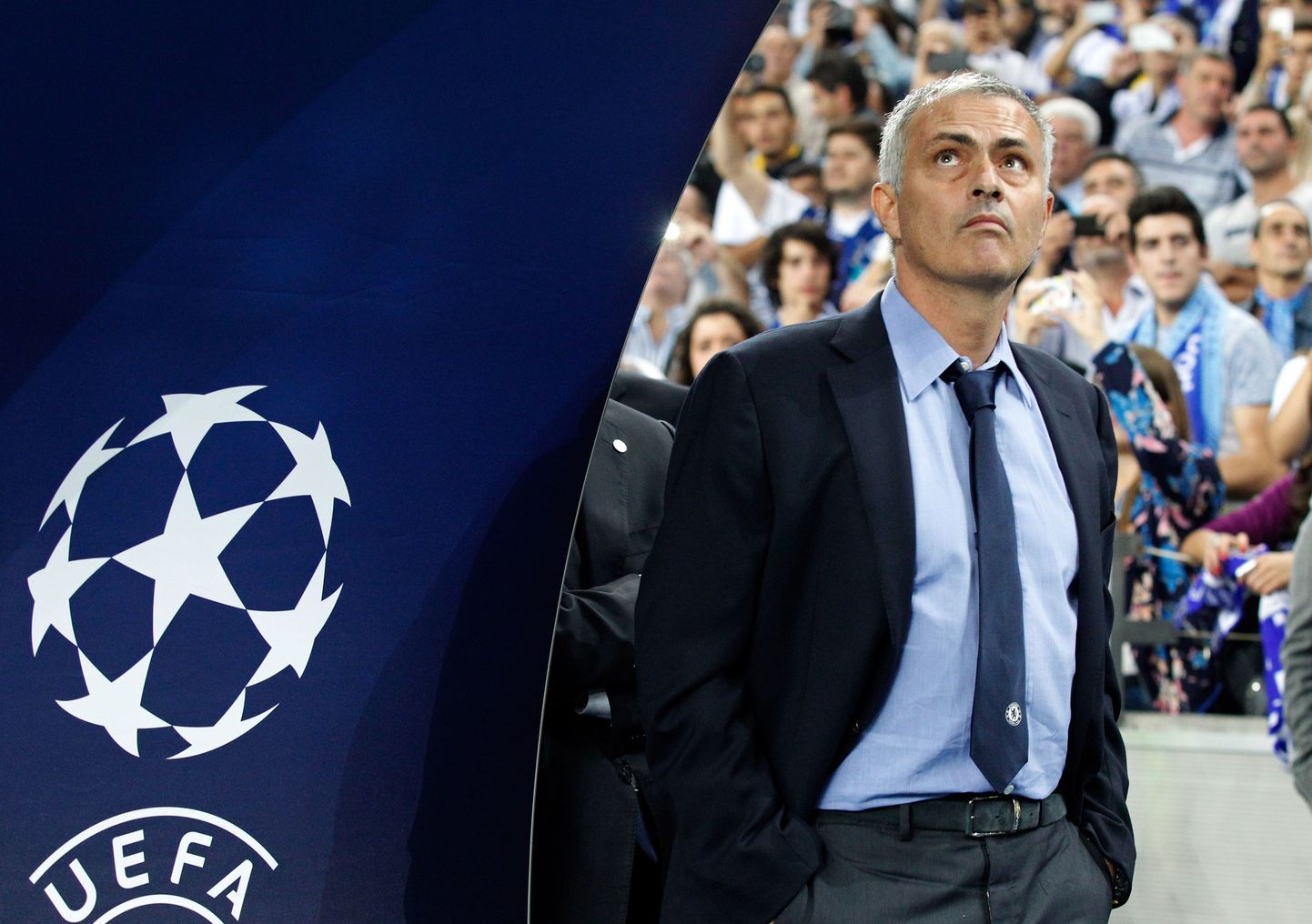 Chelsea peatreener Jose Mourinho naasis endisesse koju Portosse ning leppis kaotusega