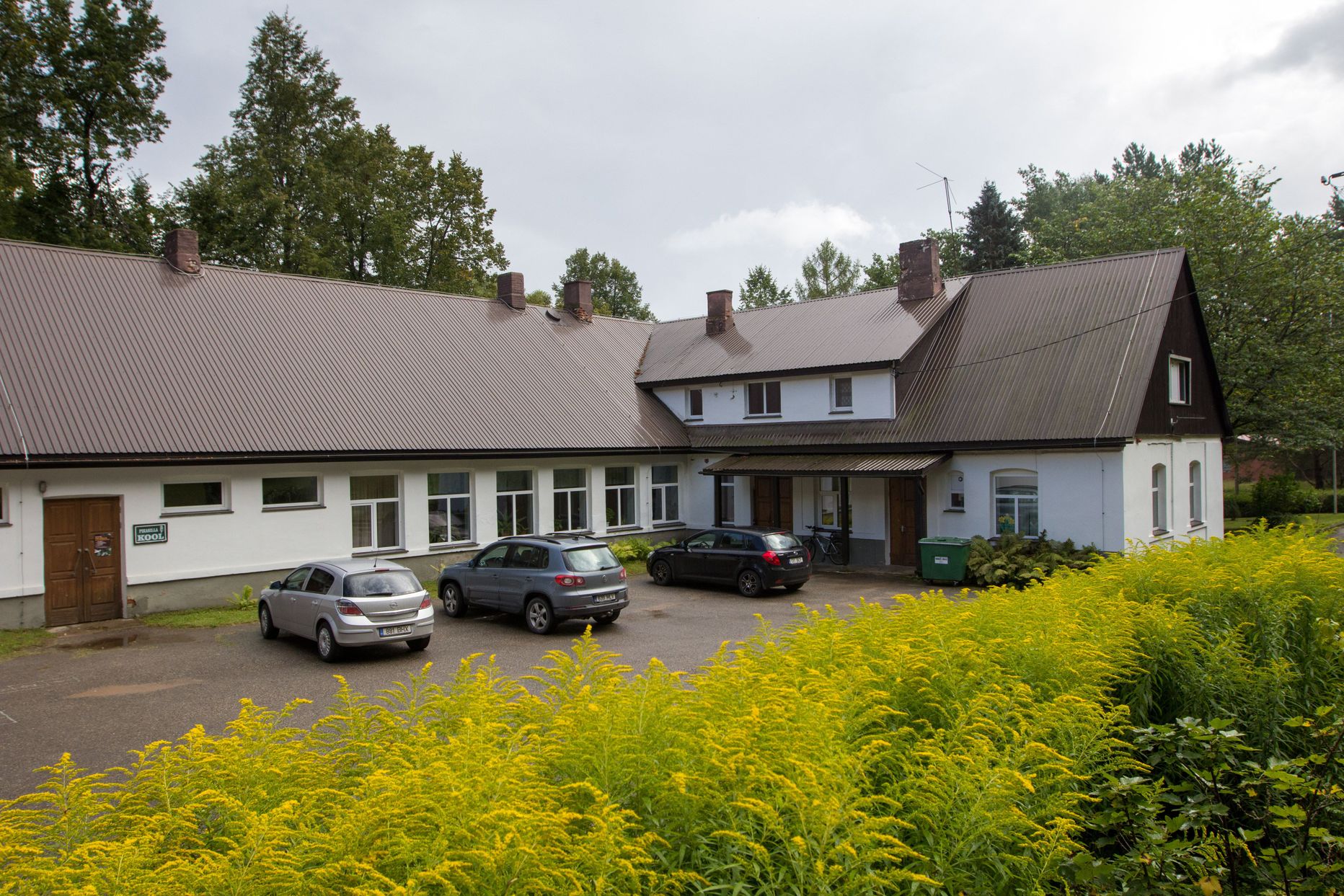 Pikasilla kool 1. septembril enam õpilasi ei oota.