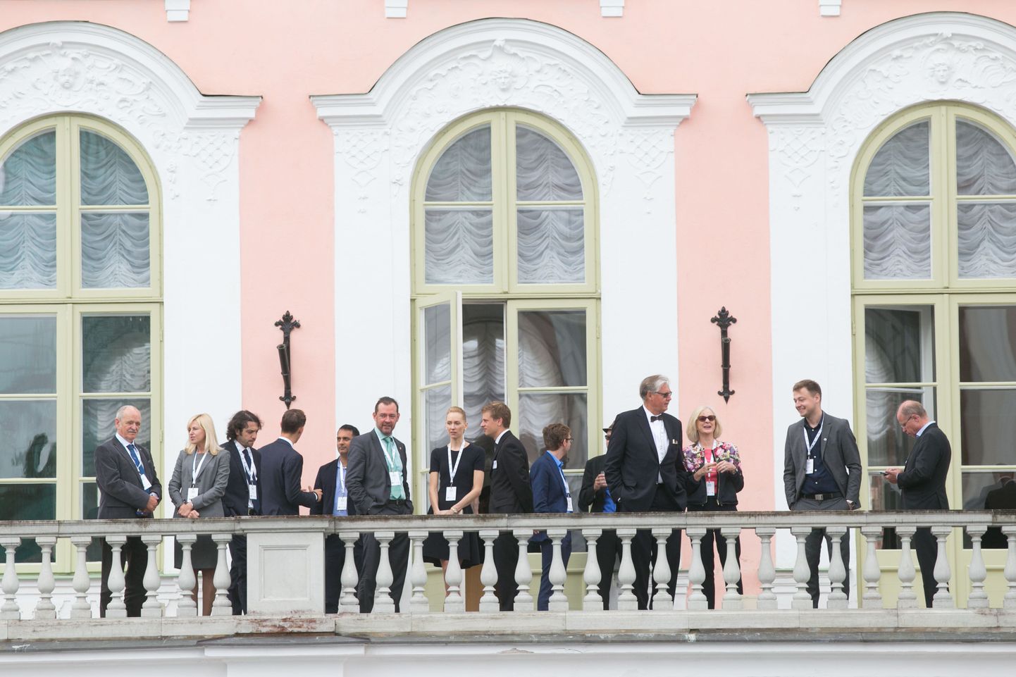 Eesti sõbrad riigikogus sümpoosionil.