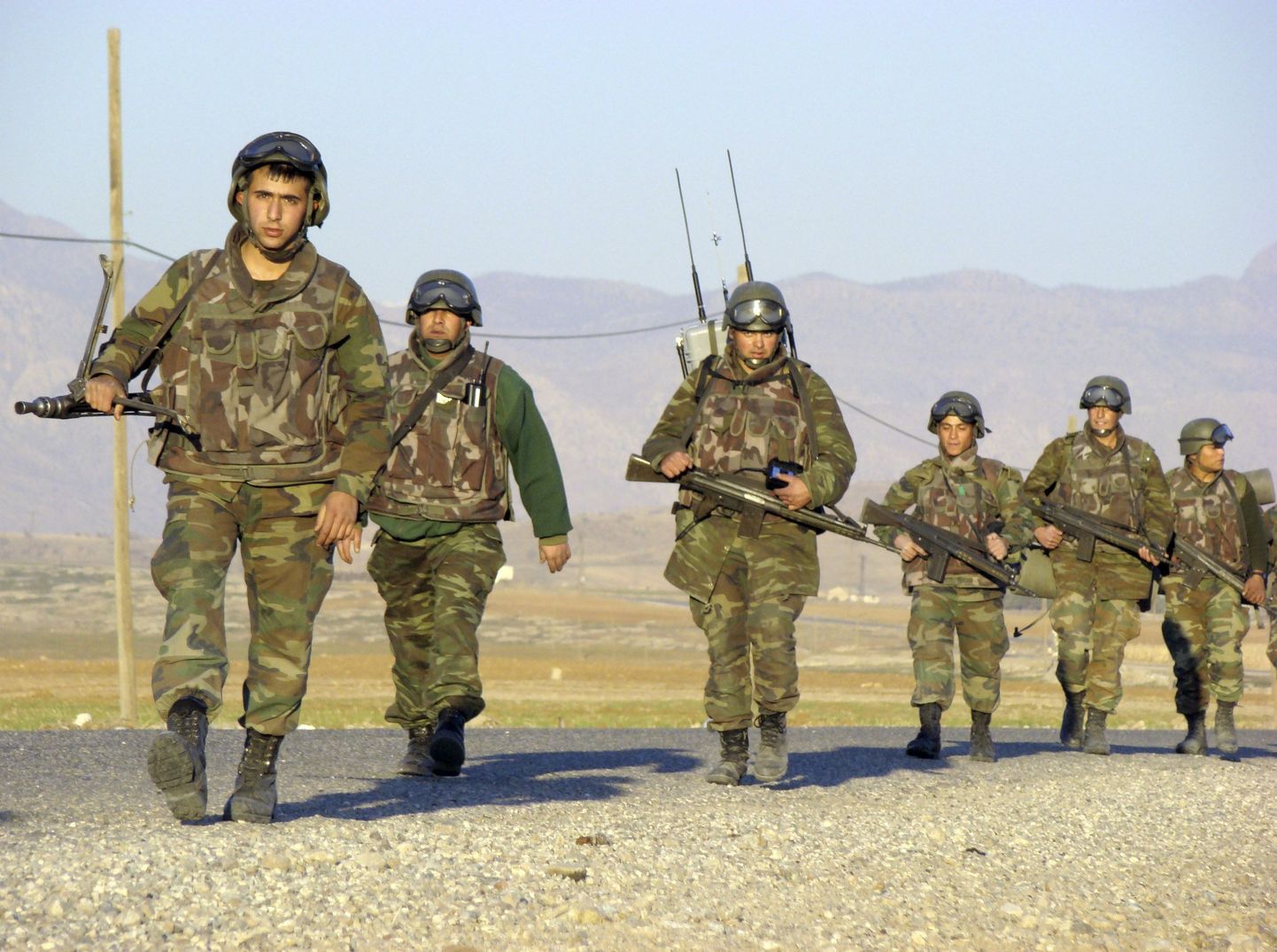 Türgi sõdurid patrullimas riigi kaguosas asuvas mägises Sirnaki provintsis.