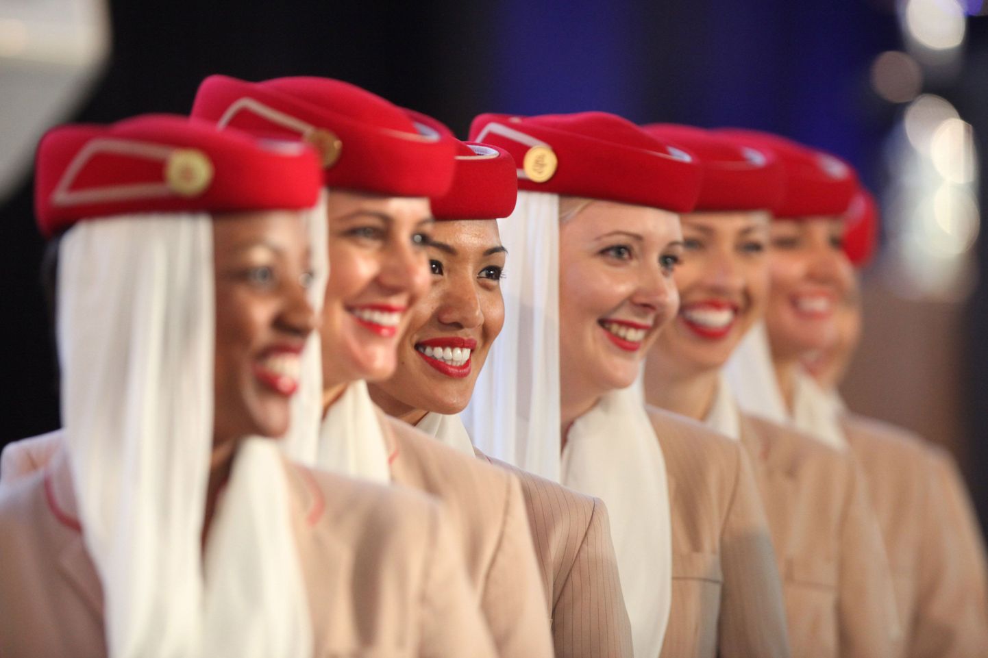 Emirates lennufirma stjuardessid