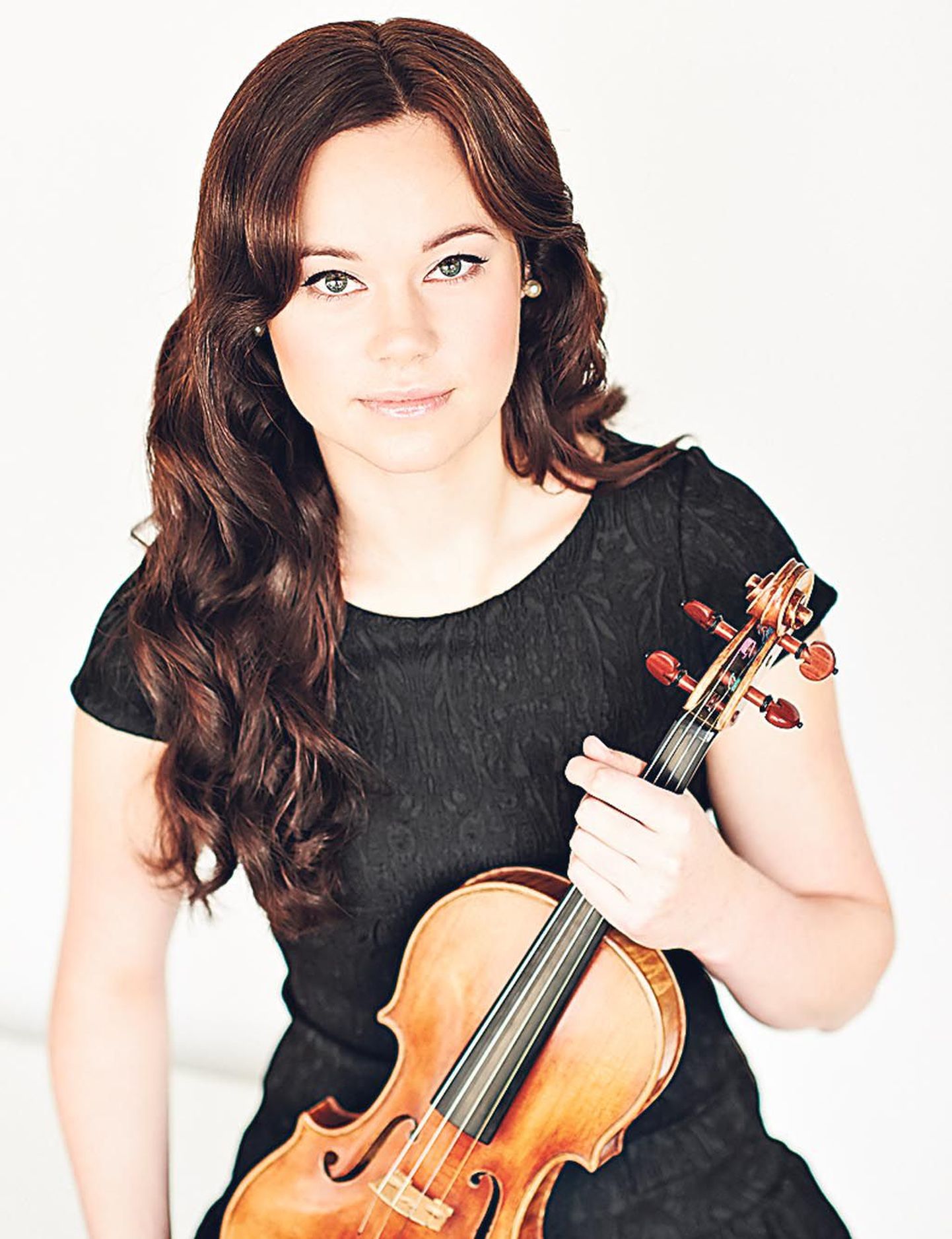 Täna solistina üles astuv noor viiuldaja Mari Poll täiendab end Norra muusikaakadeemias.