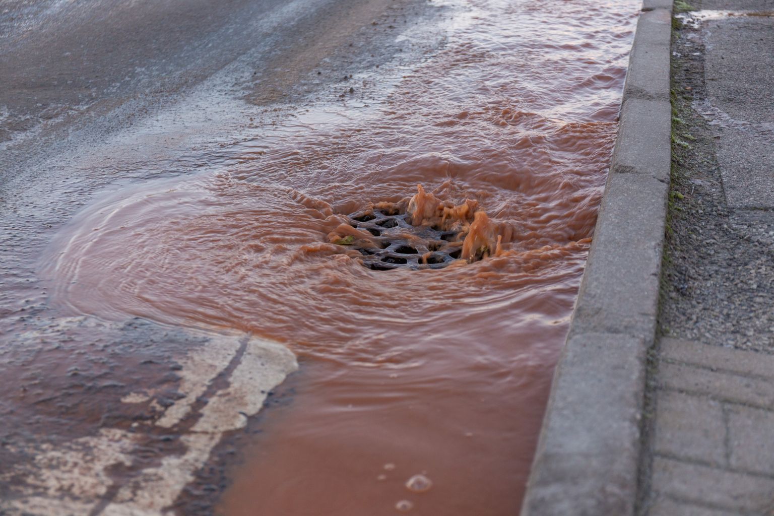 Авария водопровода.