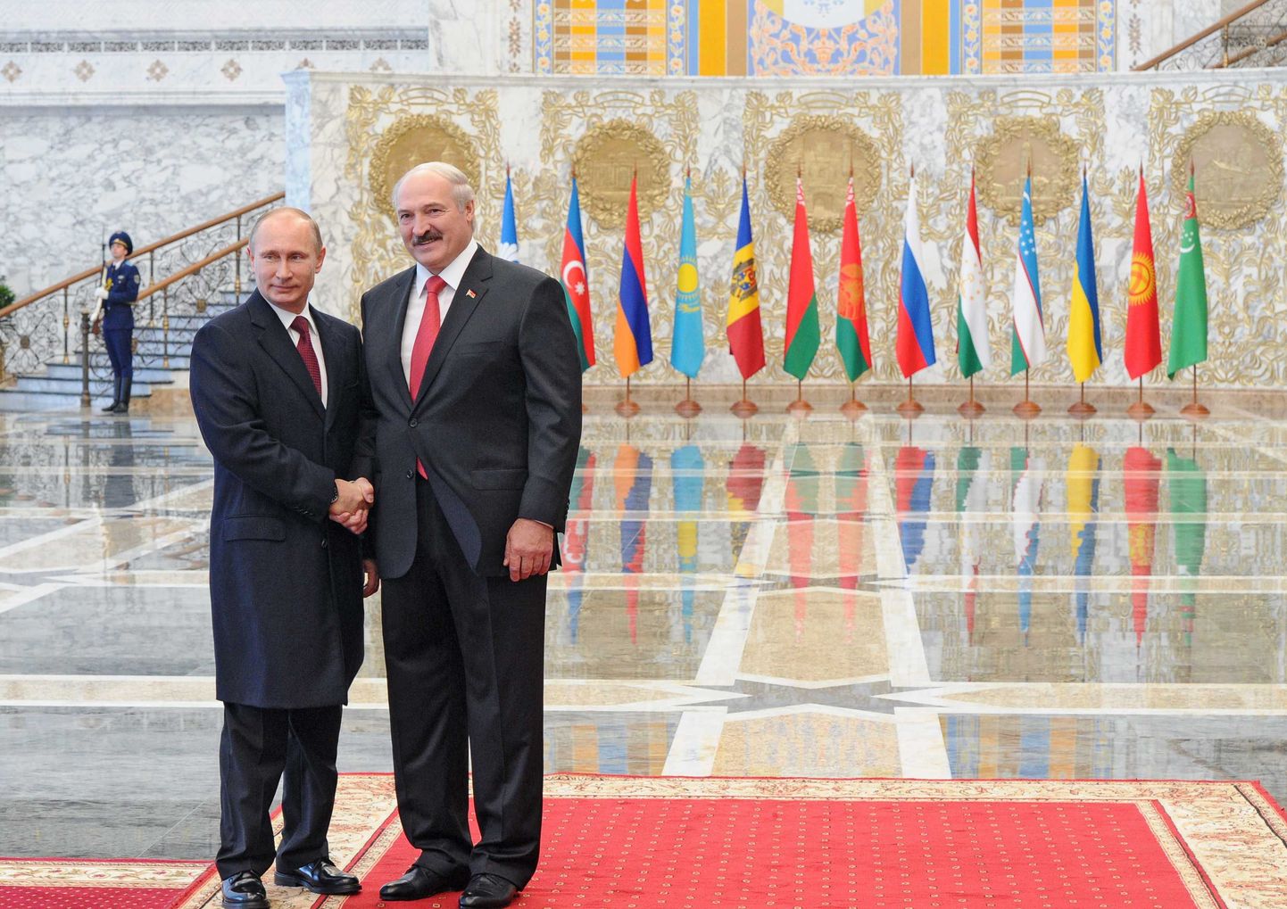Vene president Vladimir Putin ja tema Valgevene kolleeg Aleksandr Lukašenka Minskis.