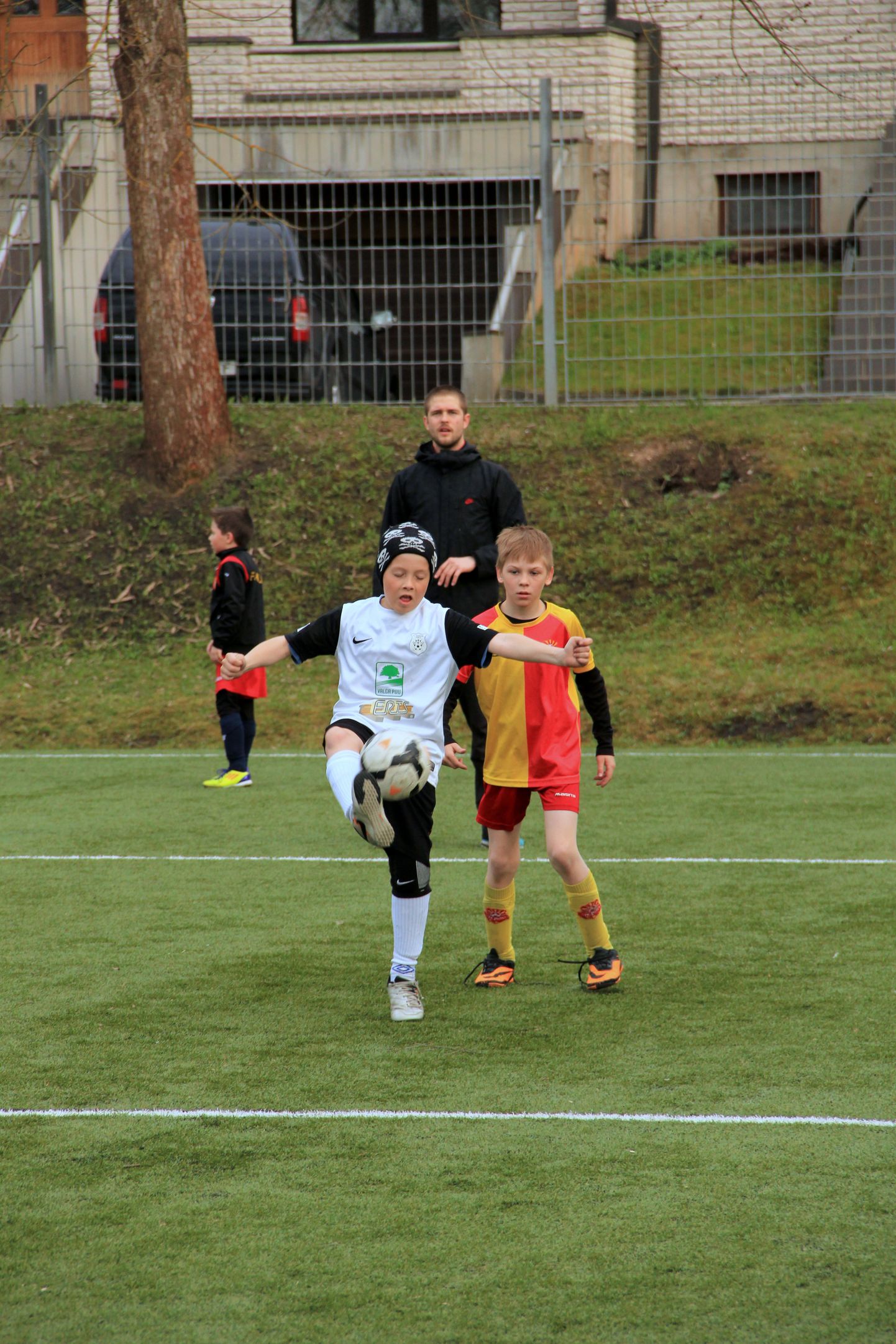 Kahest viimasest Eesti meistrivõistluste mängust on Valga FC Warriori U10 vanuseklassi poisid väljunud võitjatena.