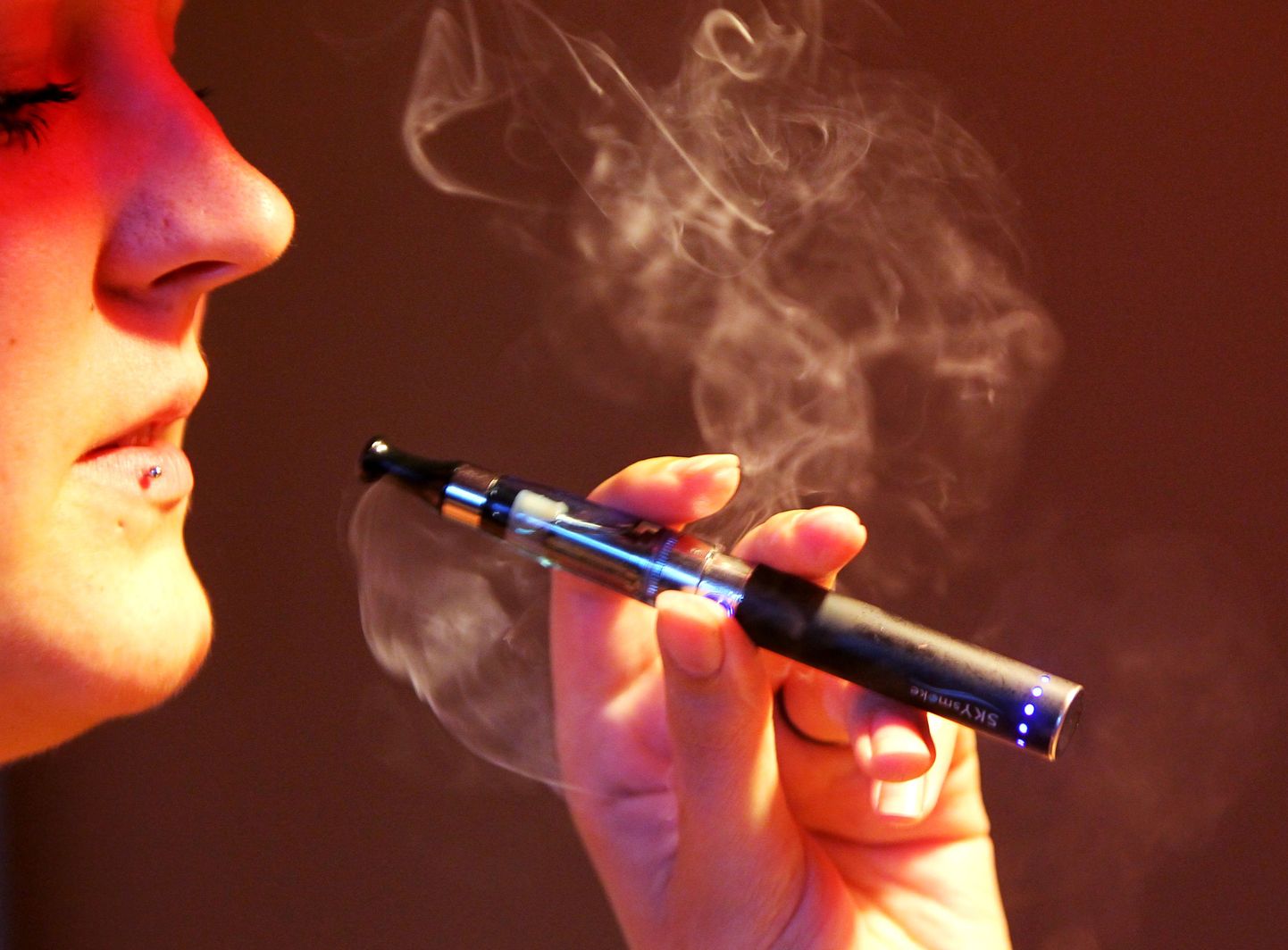 E-sigareti kahjulikkuse või tervislikkuse üle on vaieldud.