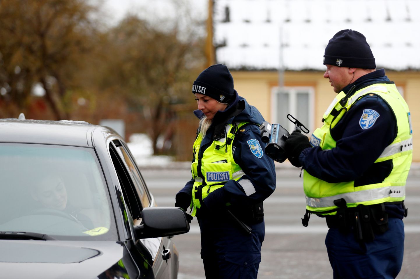 Igaunijas Ceļu policisti darbā