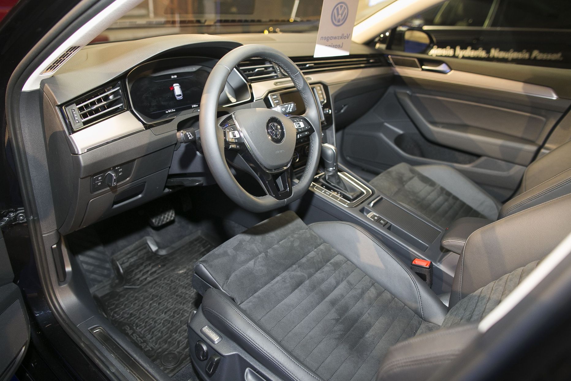 Volkswagen Passat.