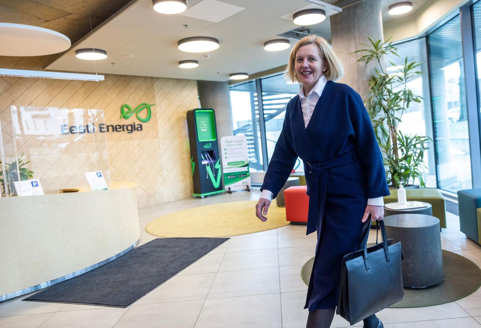 Rahandusminister Annely Akkermann Eesti Energia peakontoris teel juhatuse vahetuse puhul korraldatud vastuvõtule.