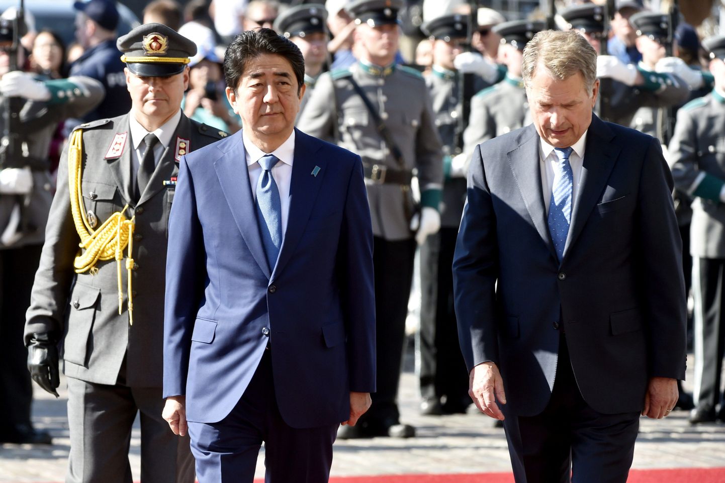 Jaapani peaminister Shinzo Abe täna Soome president Sauli Niinistöga Helsingis.