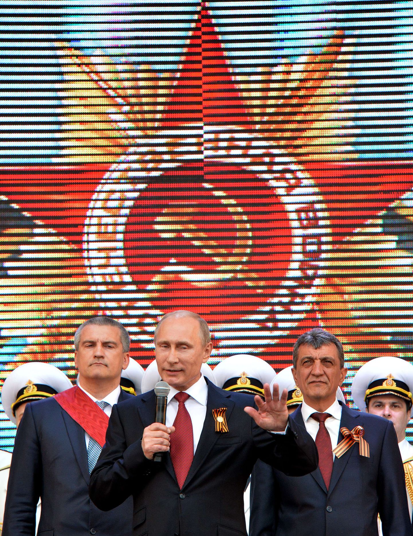 Venemaa president Vladimir Putin täna Sevastopolis kõnet pidamas.