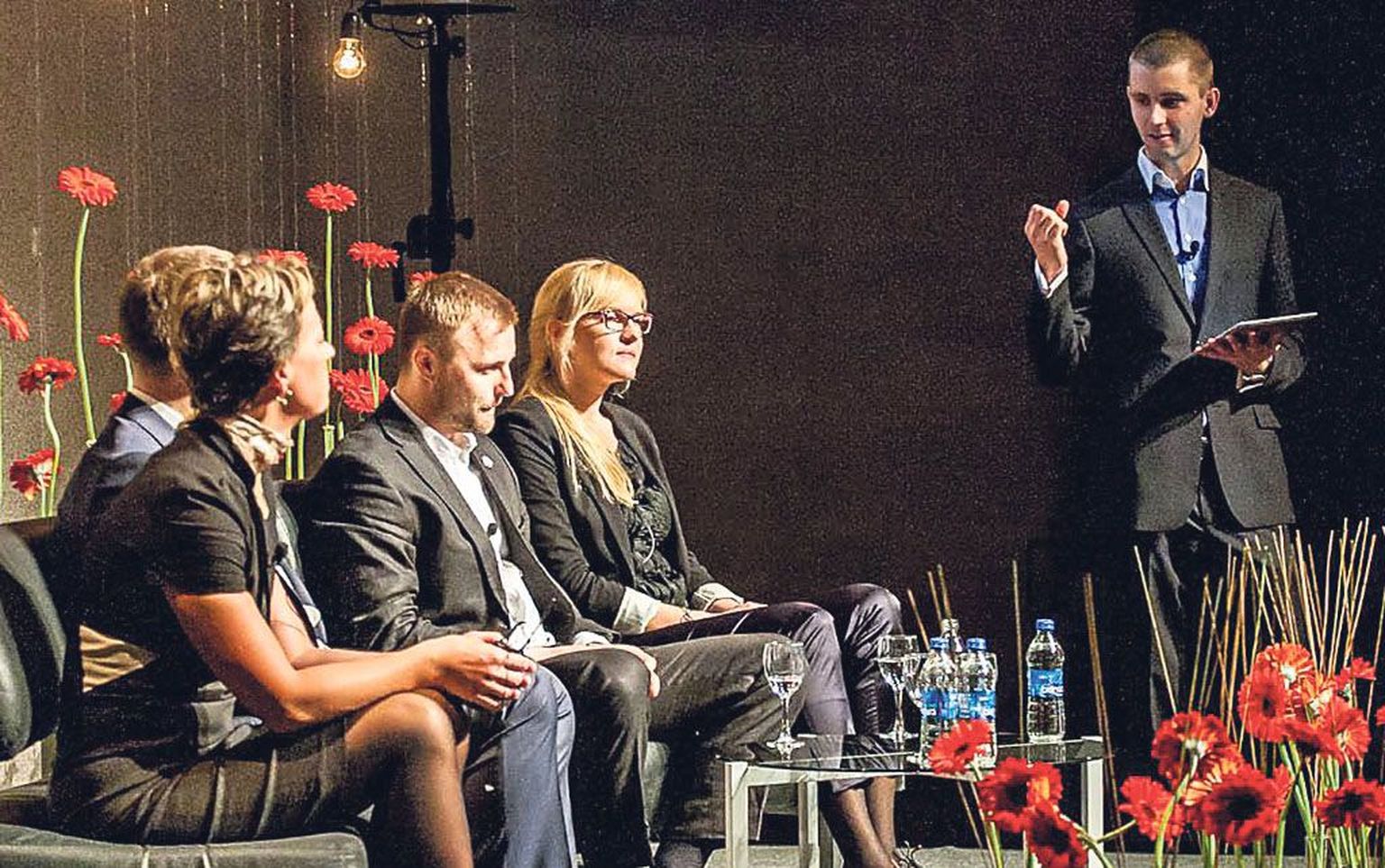 Anne Muldme, Kristjan Seema, Tauno Loodus ja Pille Seppar turundaja rolli üle arutamas.