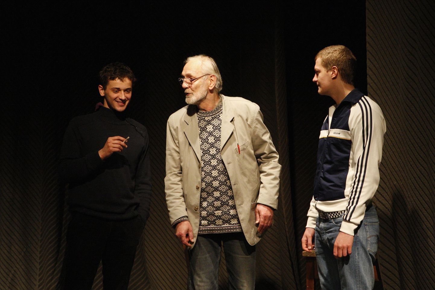 Ivar Põllu autorilavastuse "Ird, K." proov. Pildil Robert Annus (vasakult), Evald Aavik ja Juss Haasma.