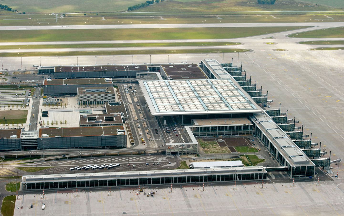Berliini Brandenburg rahvusvaheline lennujaam 2012. aastal, mil ta oleks pidanud avatama.