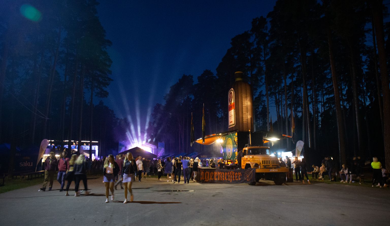 Hip-hop festivalil tabas politsei mitmeid joobes juhte.