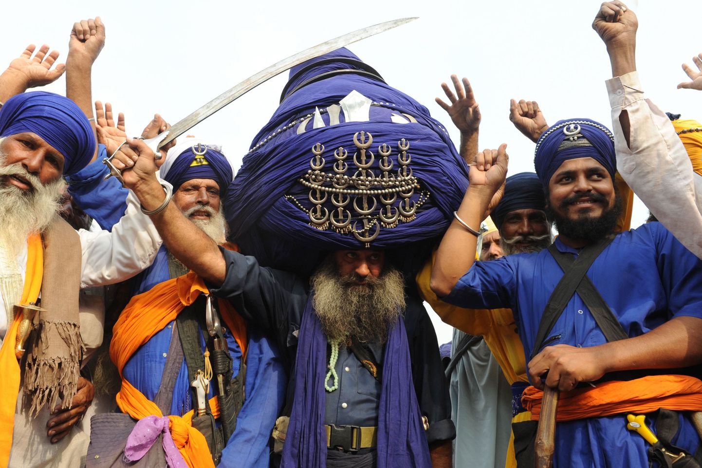 Sikhid.