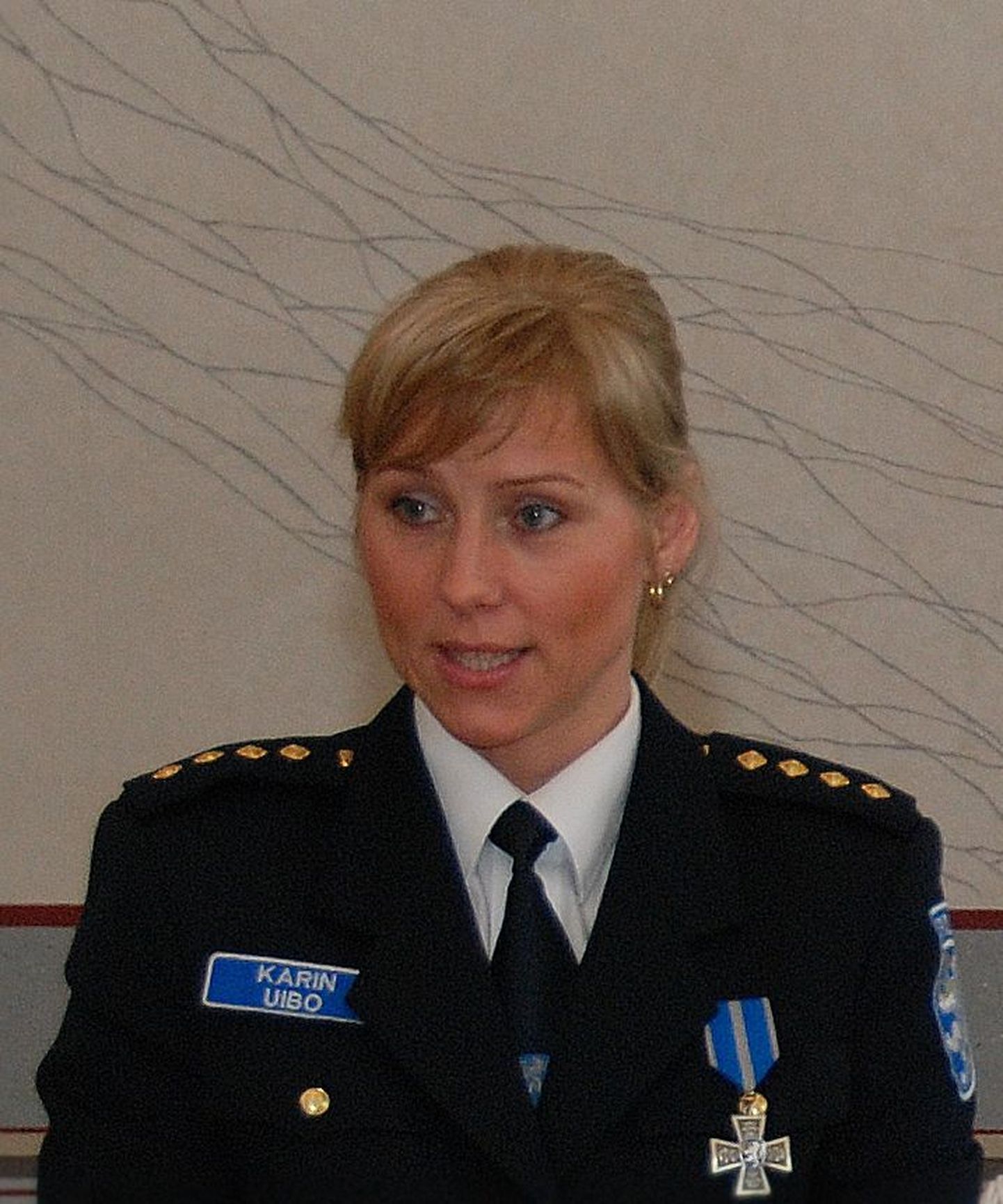 Pärnu politseijaoskonna  noorsoopolitseinik Karin Uibo.