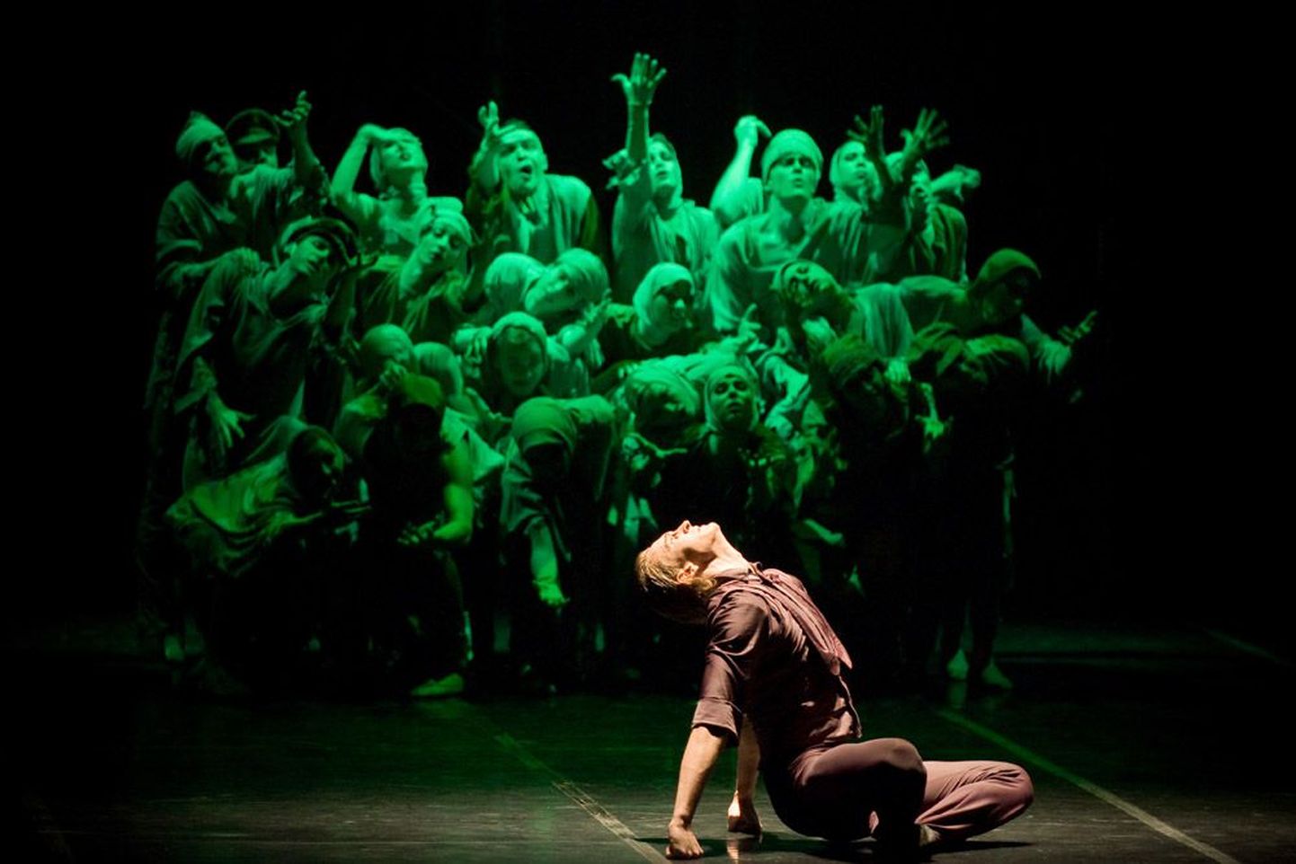 Koreograaf Boriss Eifmani balletti «Karamazovid» näeb 5. oktoobril Tallinnas Nokia kontserdimajas.