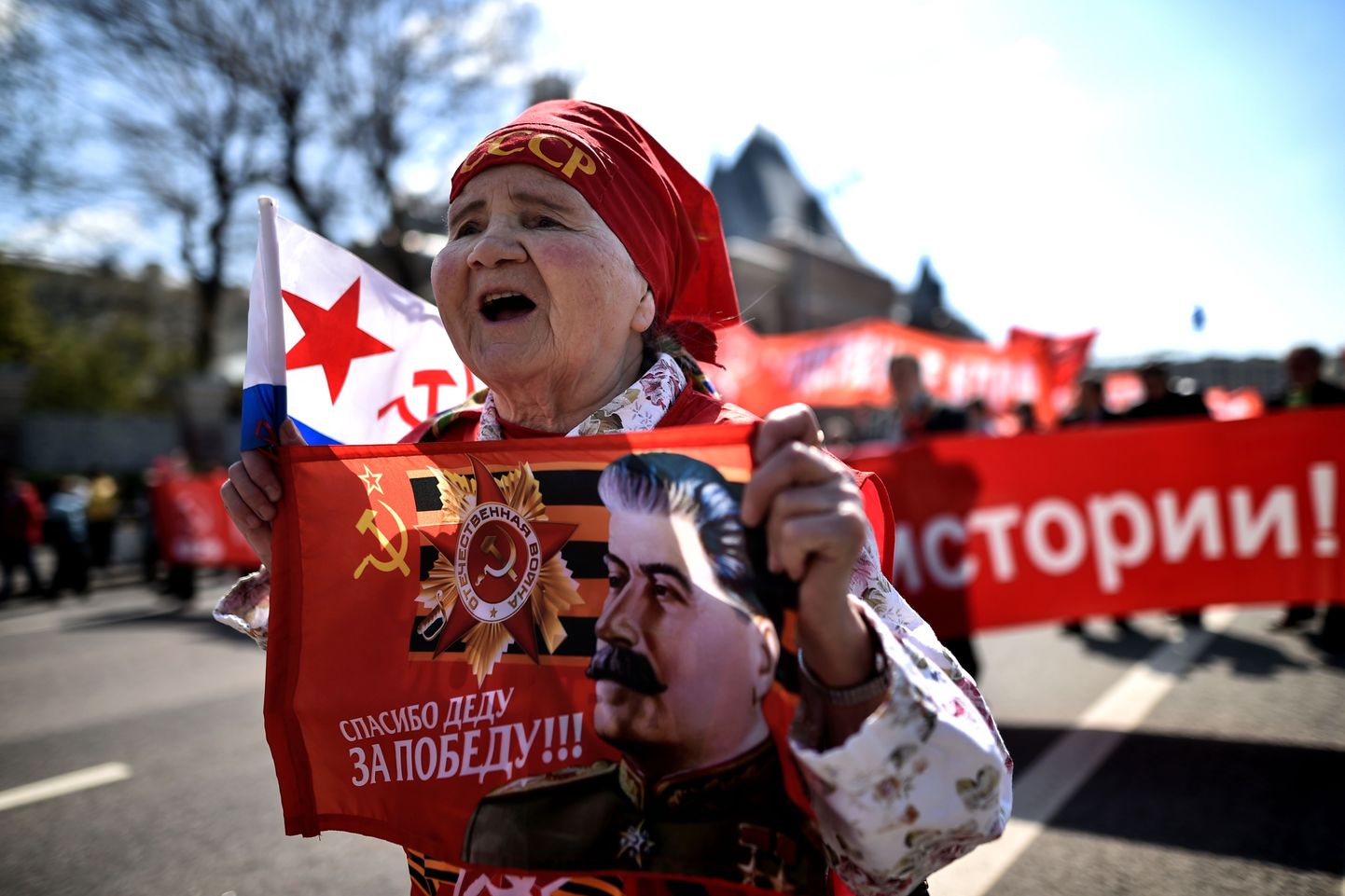 Vene kommunistliku partei tulihingeline pooldaja möödunud aasta 1. mail Moskvas.