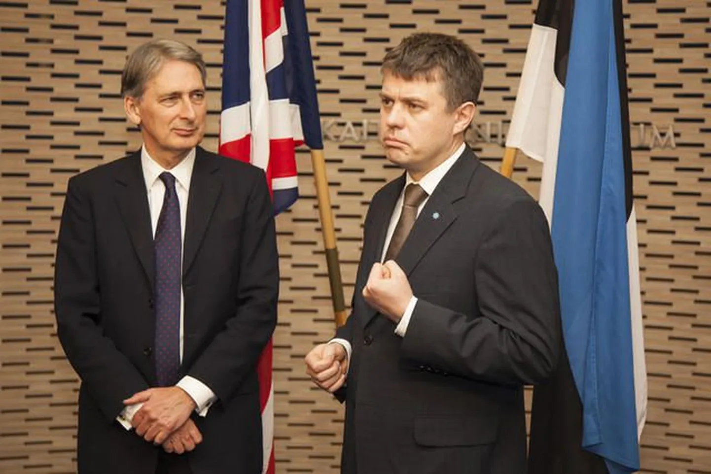 Ühendkuningriigi kaitseminister Philip Hammond ja kaitseminister Urmas Reinsalu