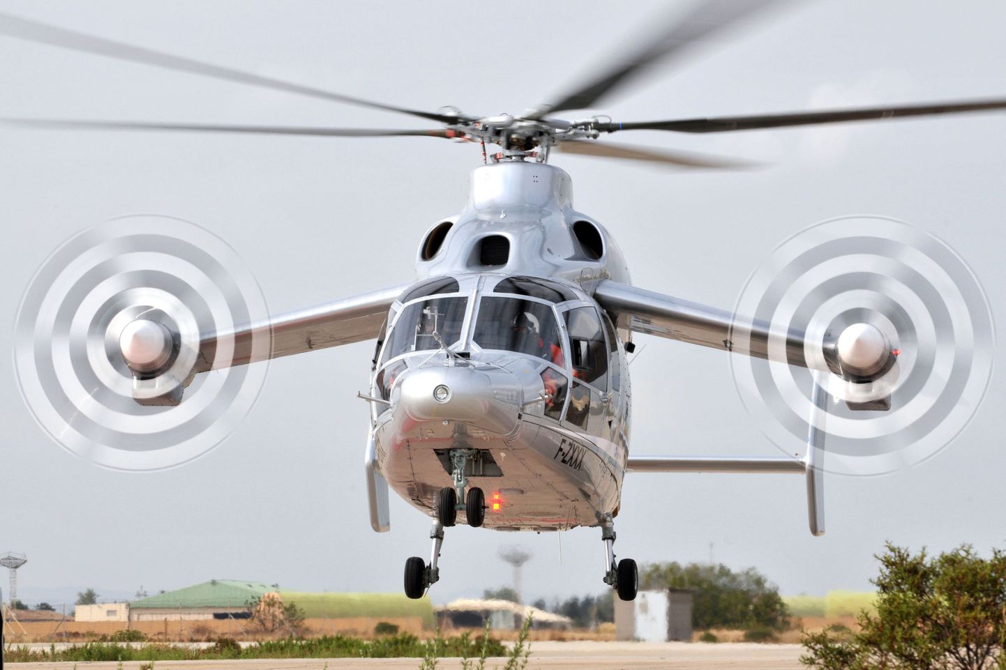 Eurocopteri uus hübriidhelikopter X3