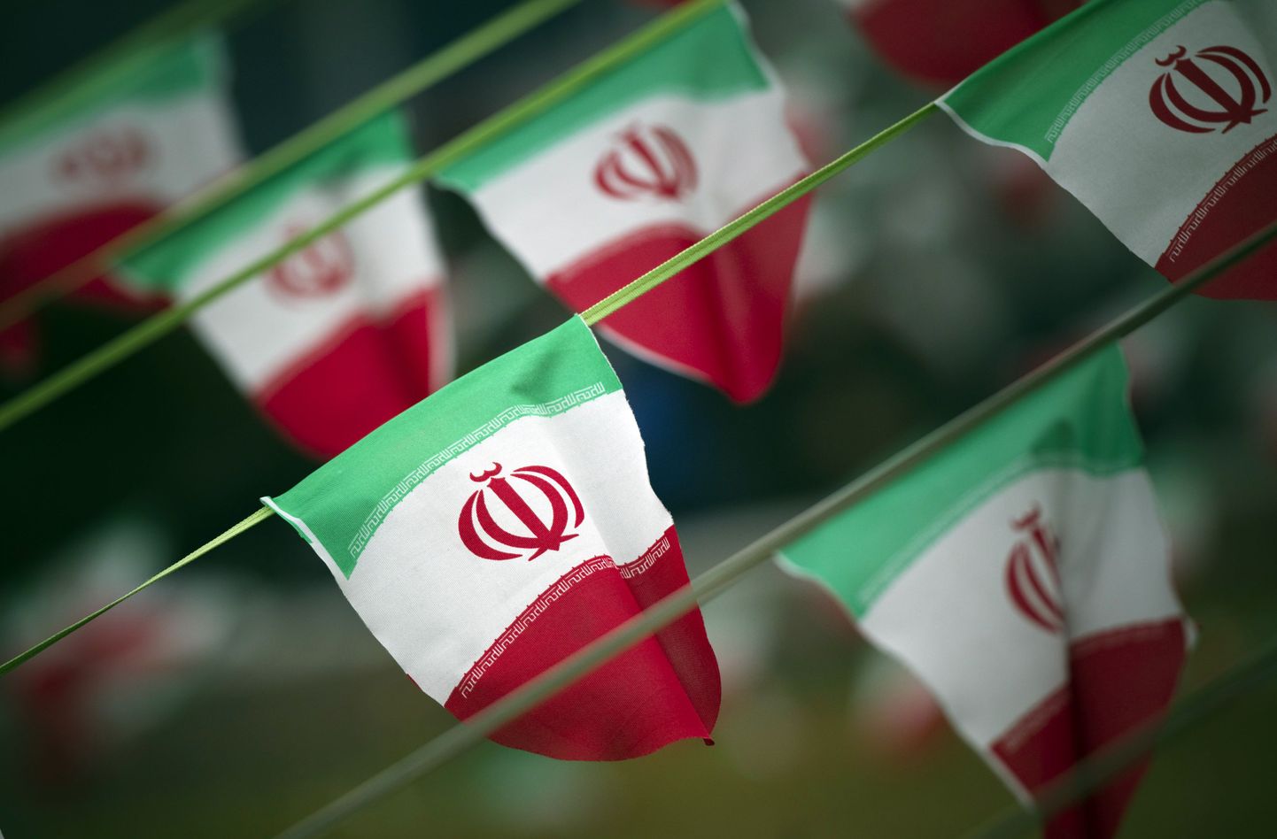 Iraani lipud.