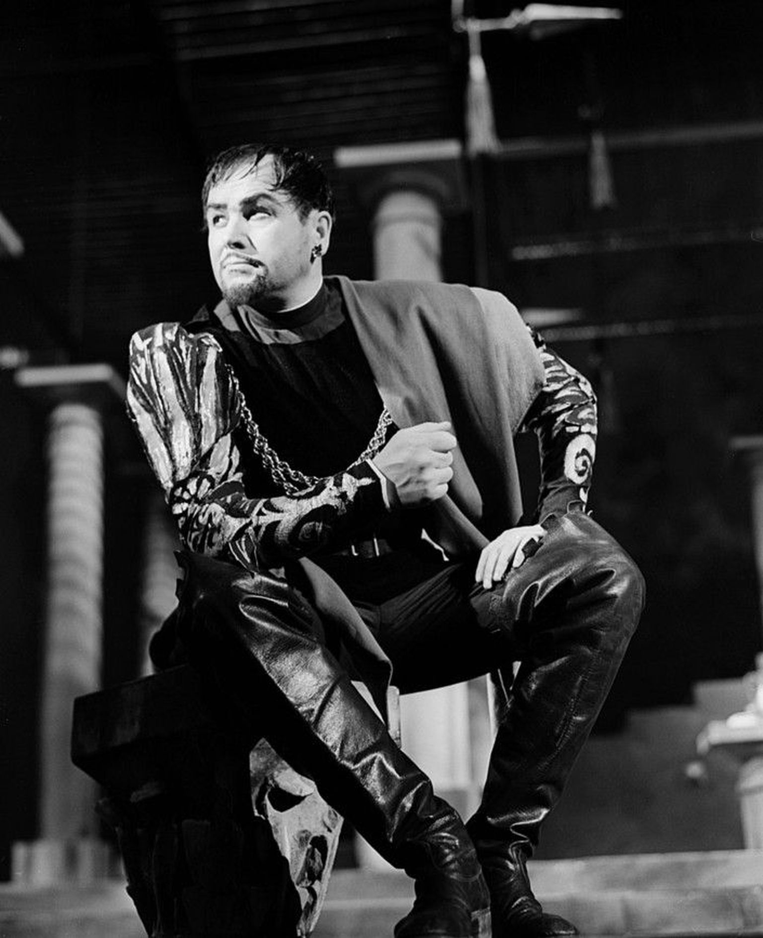 Eesti muusikateatri suur legend: Georg Ots Jago rollis Verdi ooperis «Othello».