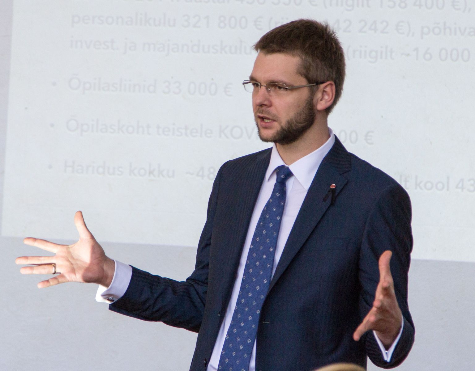 Jevgeni Ossinovski.