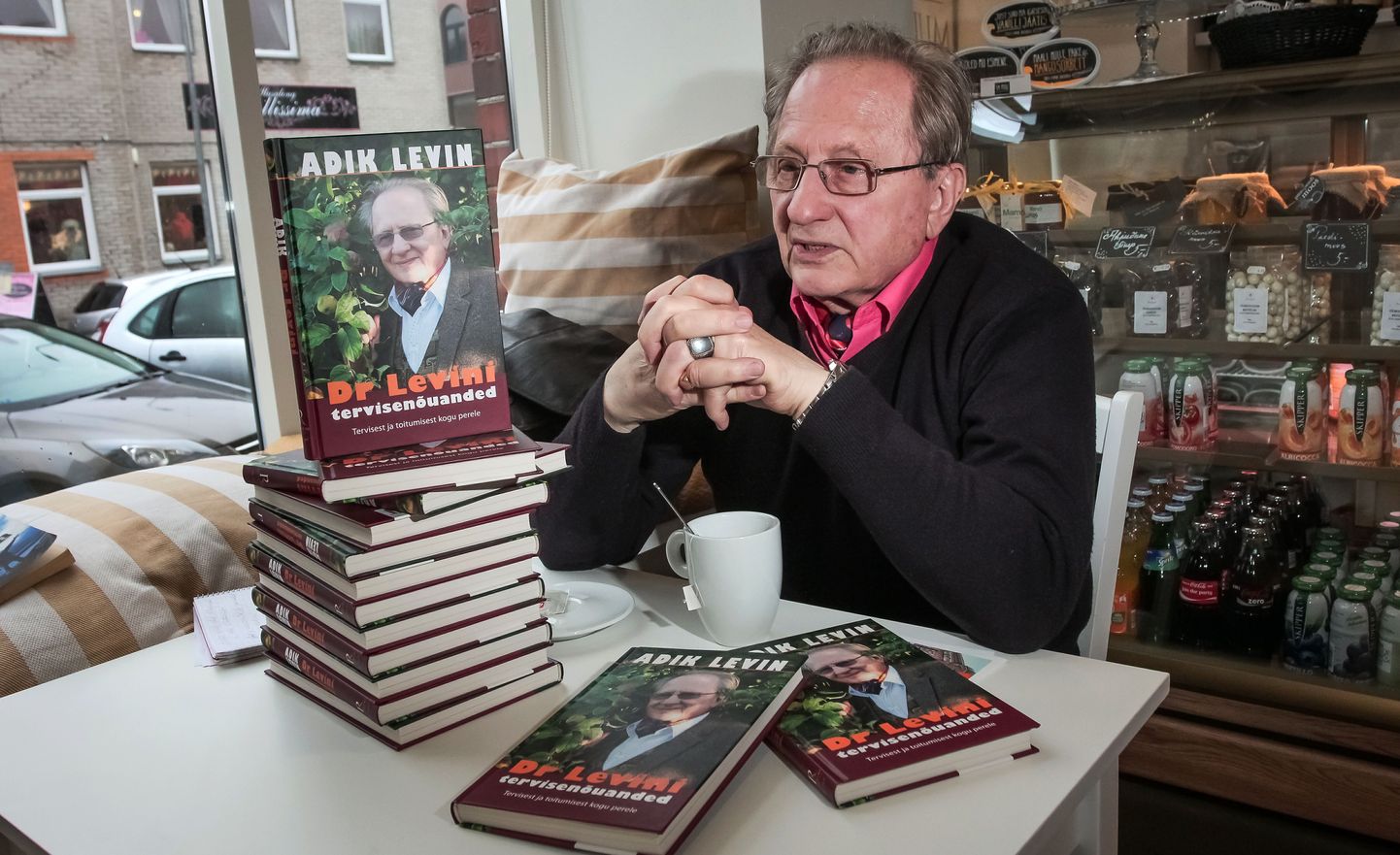 Dr Adik Levin