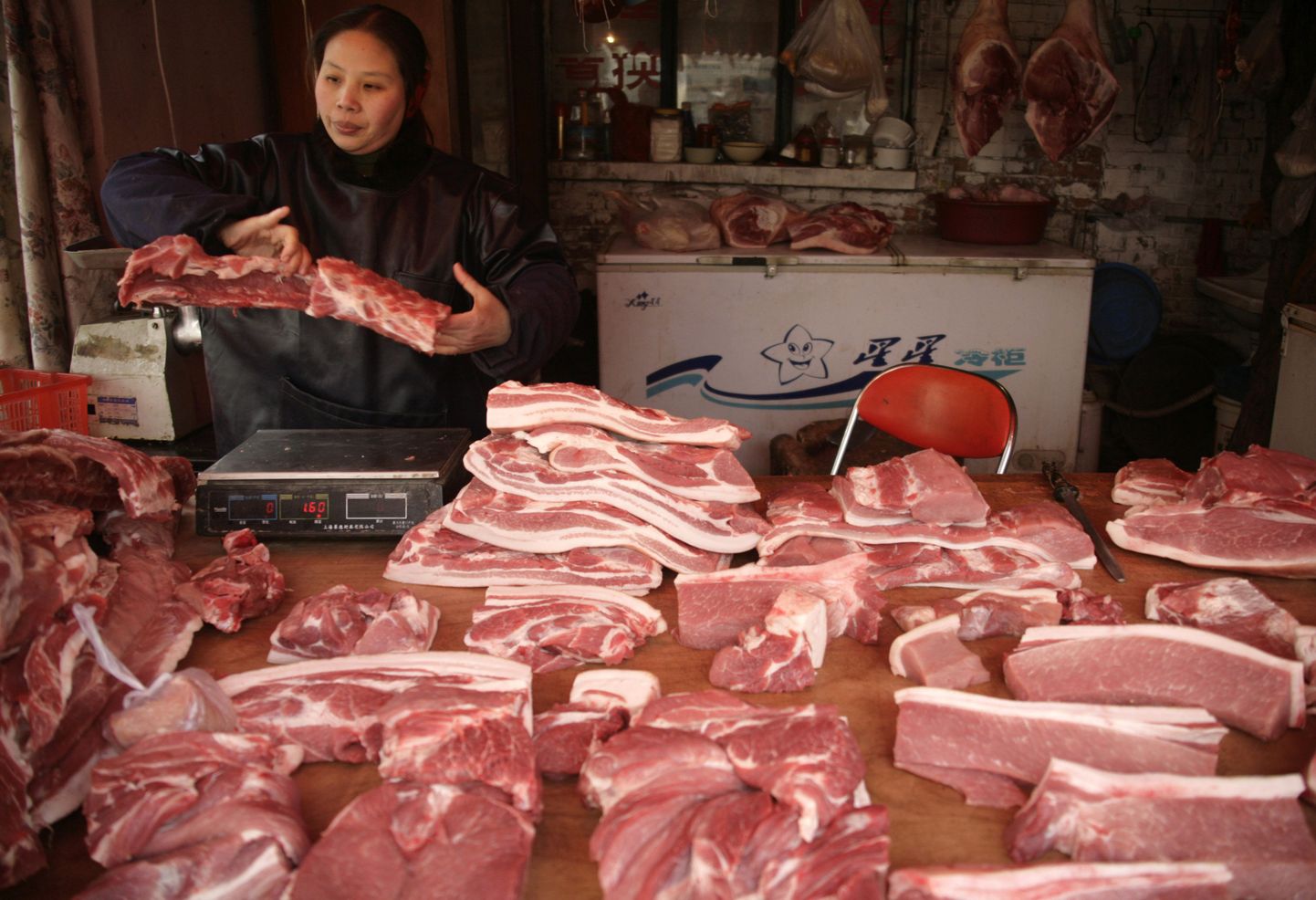 Lihamüüja Pekingi turul