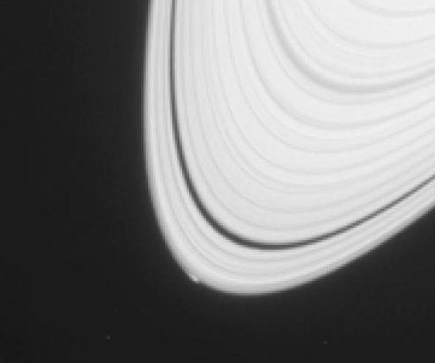 Saturn «sünnitas» uue kuu
