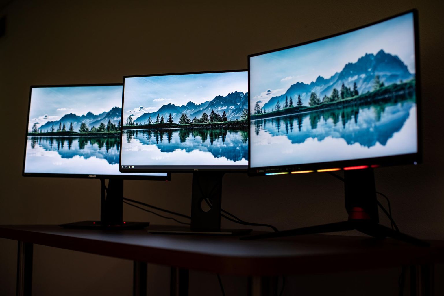 20.11.2018. Tallinn. Monitorid, hiired ja klaviatuurid. monitor-keyboard-mouse FOTO: EERO VABAMÄGI/EESTI MEEDIA