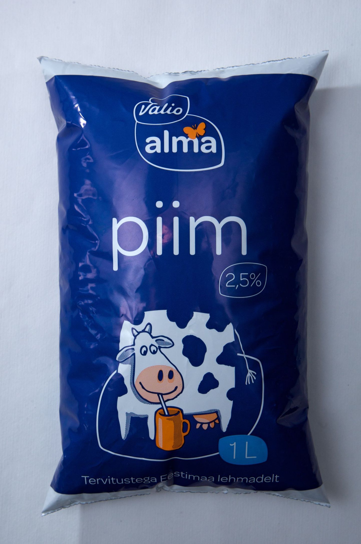 Mõne Alma toote pakendil on selle peale joonistatud lehmal näha nelja jala asemel üksnes kolme.