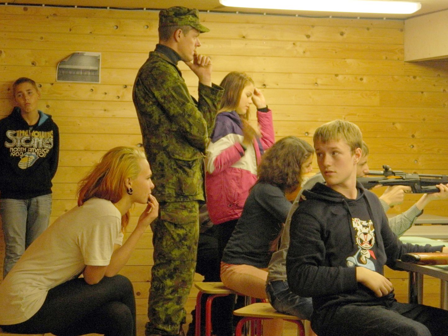 Noorlaskureid juhendab Ants Kronberg Kaitseliidu Valgamaa malevast.