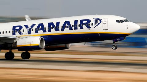 Ryanair    -   Boeing 737 MAX