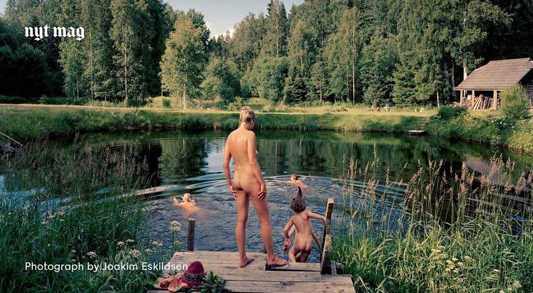 The New York Times Magazine avaldas fotod alasti eestlastest / Twitter.com