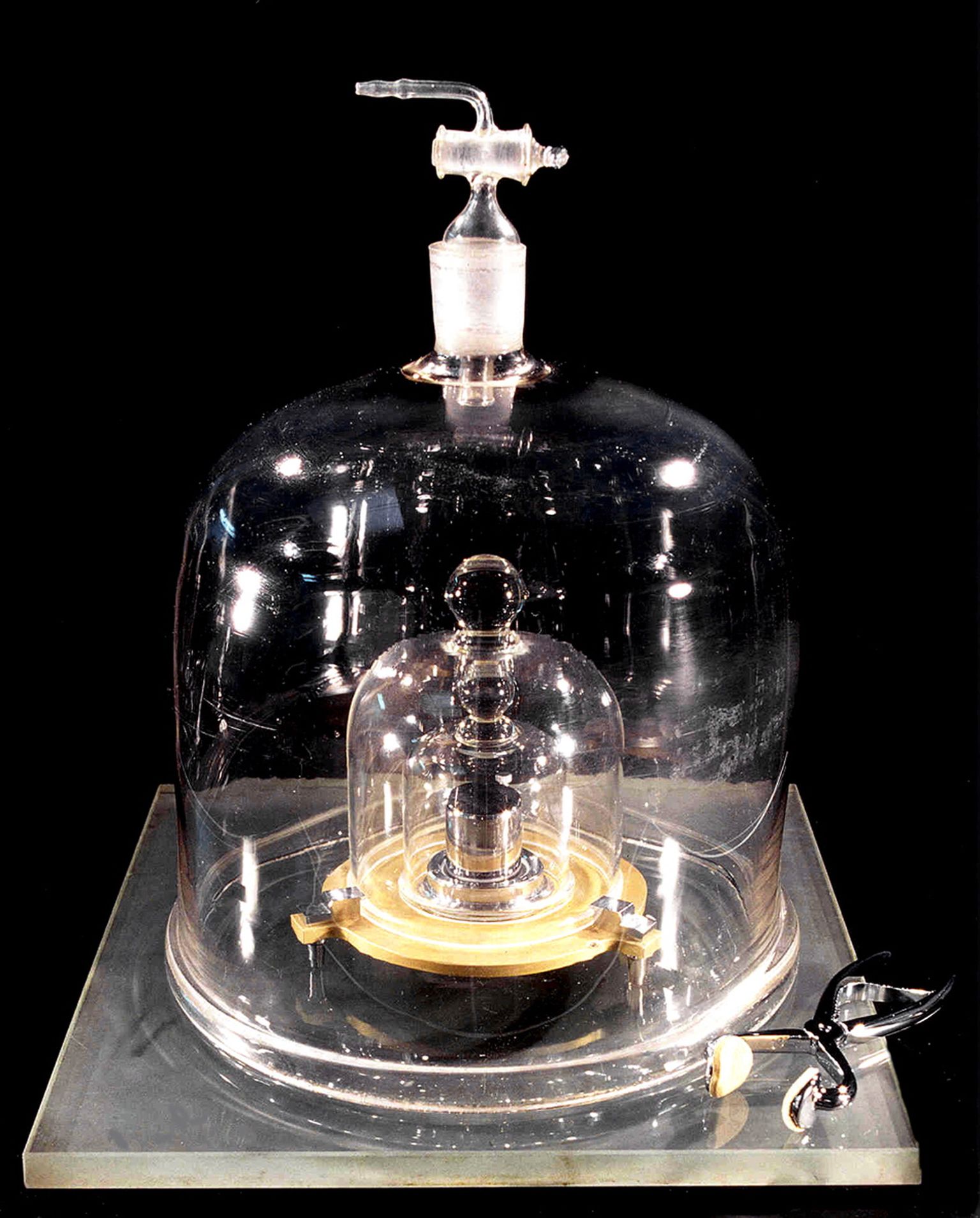 Kilogrammi seni kasutatud etalon.
