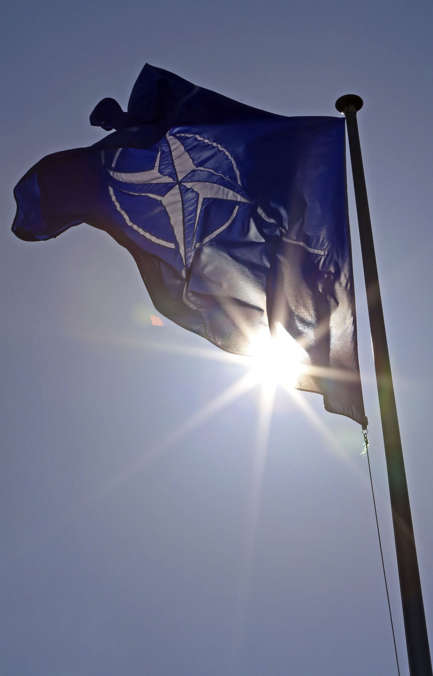 NATO lipp alliansi peakorteri juures Brüsselis.