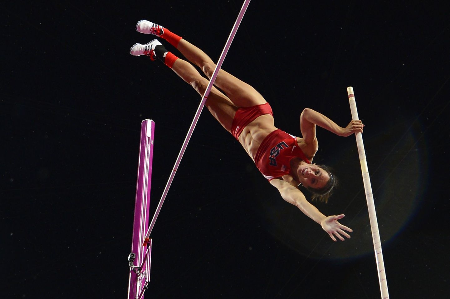 Jennifer Suhr tuli naiste teivashüppe olümpiavõitjaks.