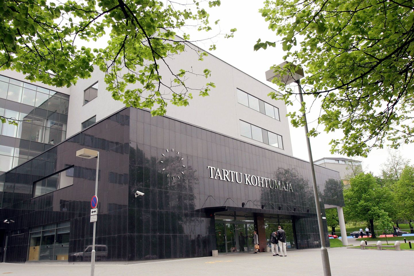 Предприниматель, считающий, что его право на товарный знак было нарушено, собирается подавать иск в Тартуский уездный суд.