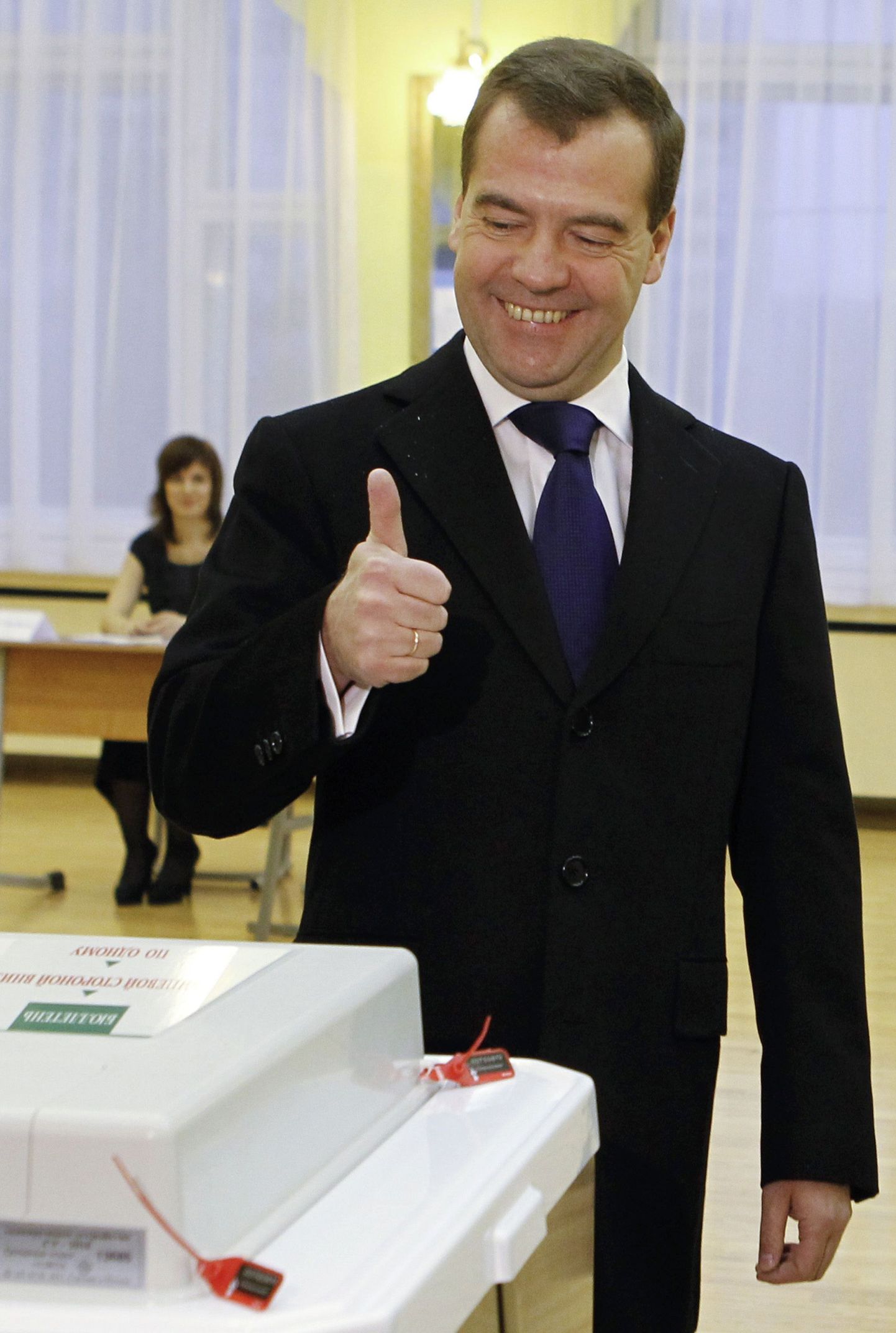 Dmitri Medvedev pärast hääletamist.